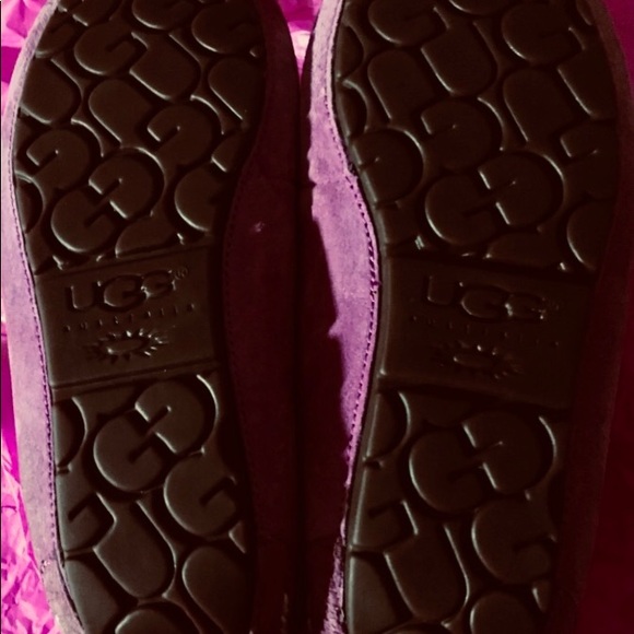 UGGS Ansley Slippers-Sz/7-SOLD - Picture 5 of 8